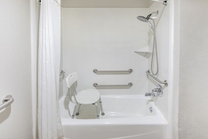 Imagen de la habitación del Hotel Days Inn and Suites By Wyndham Huntsville. Foto 14