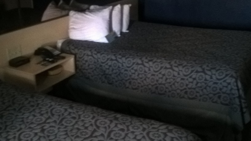 Imagen de la habitación del Hotel Days Inn and Suites By Wyndham Hutchinson. Foto 11