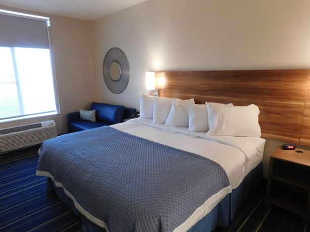 Imagen de la habitación del Hotel Days Inn and Suites By Wyndham Kearney. Foto 7
