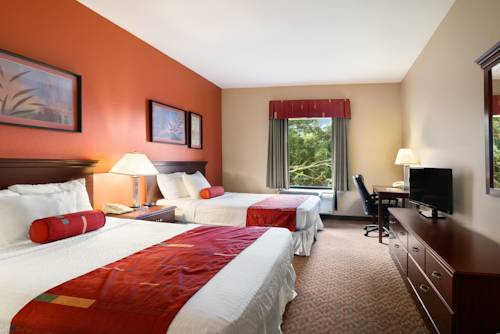 Imagen de la habitación del Hotel Days Inn and Suites By Wyndham Lakeland. Foto 13