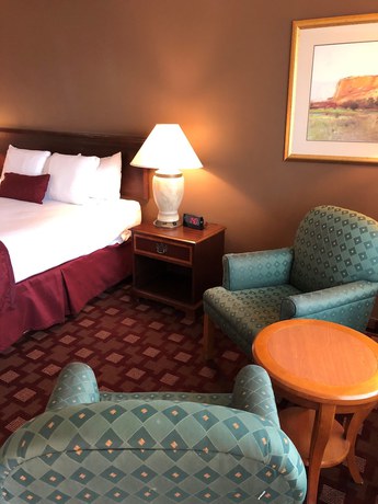 Imagen de la habitación del Hotel Days Inn and Suites By Wyndham Logan. Foto 11