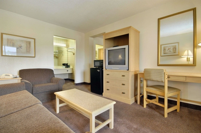 Imagen de la habitación del Hotel Days Inn and Suites By Wyndham Mobile. Foto 7