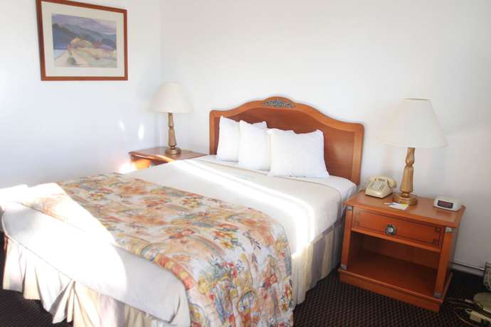 Imagen de la habitación del Hotel Days Inn and Suites By Wyndham Needles. Foto 9