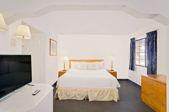 Imagen de la habitación del Hotel Days Inn and Suites By Wyndham Needles. Foto 14