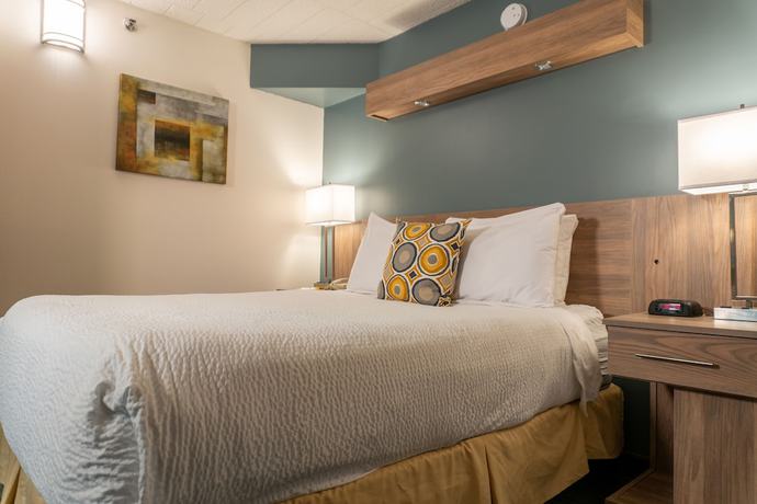 Imagen de la habitación del Hotel Days Inn and Suites By Wyndham Niagara Falls Centre St. By The Falls. Foto 18