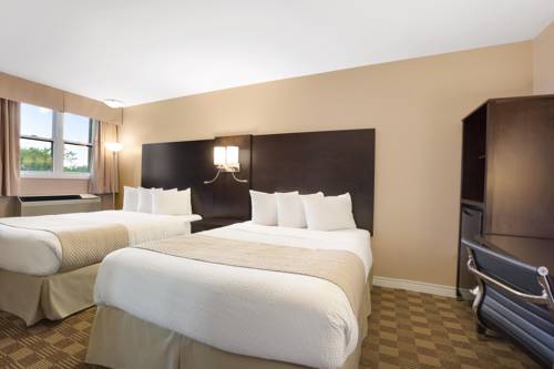 Imagen de la habitación del Hotel Days Inn and Suites By Wyndham North Bay Downtown. Foto 8