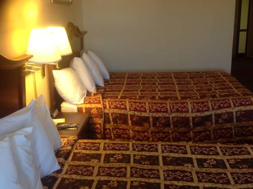 Imagen de la habitación del Hotel Days Inn and Suites By Wyndham Of Morris. Foto 4