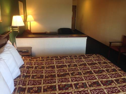 Imagen de la habitación del Hotel Days Inn and Suites By Wyndham Of Morris. Foto 11