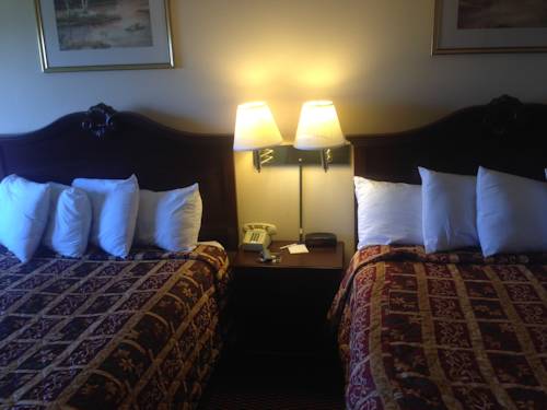 Imagen de la habitación del Hotel Days Inn and Suites By Wyndham Of Morris. Foto 16