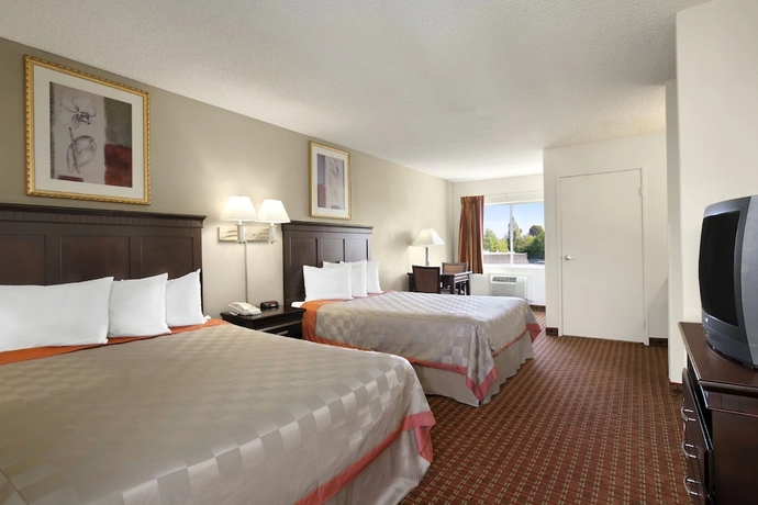 Imagen de la habitación del Hotel Days Inn and Suites By Wyndham Rancho Cordova. Foto 6