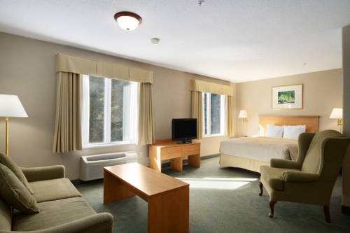 Imagen de la habitación del Hotel Days Inn and Suites By Wyndham Thunder Bay. Foto 3