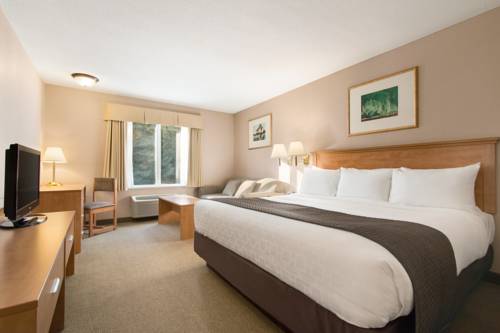 Imagen de la habitación del Hotel Days Inn and Suites By Wyndham Thunder Bay. Foto 9