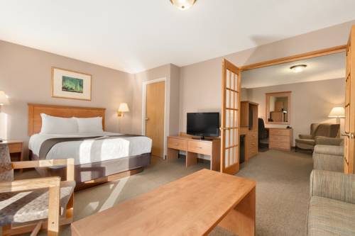 Imagen de la habitación del Hotel Days Inn and Suites By Wyndham Thunder Bay. Foto 11