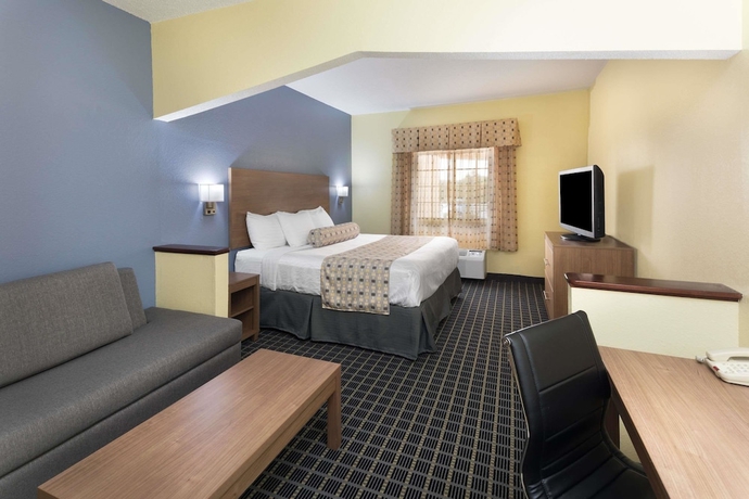 Imagen de la habitación del Hotel Days Inn and Suites By Wyndham Union City. Foto 5