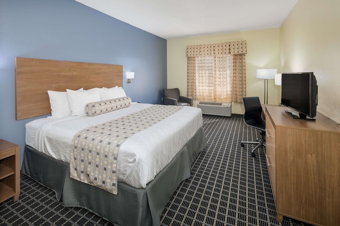 Imagen de la habitación del Hotel Days Inn and Suites By Wyndham Union City. Foto 7