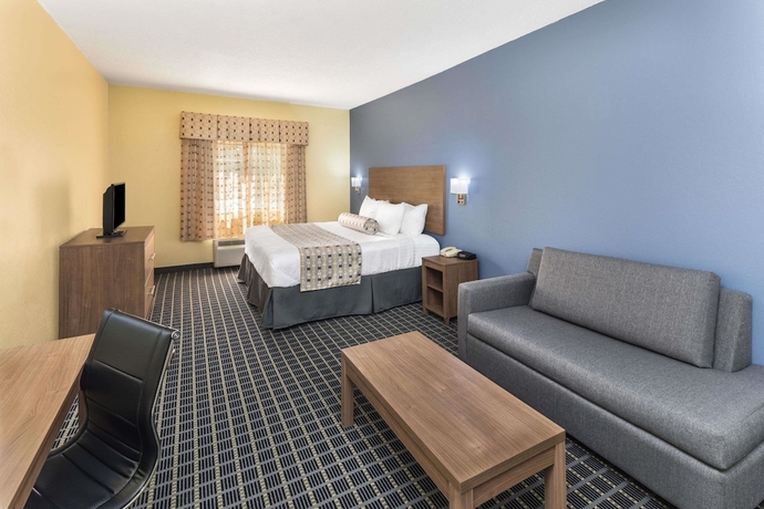 Imagen de la habitación del Hotel Days Inn and Suites By Wyndham Union City. Foto 11
