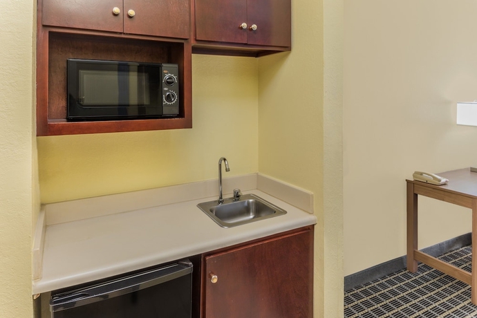 Imagen de la habitación del Hotel Days Inn and Suites By Wyndham Union City. Foto 14