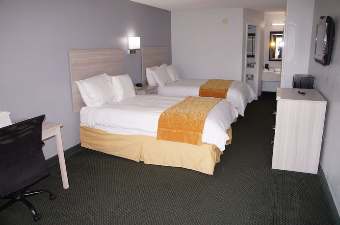 Imagen de la habitación del Hotel Days Inn and Suites By Wyndham Williamsburg Colonial. Foto 7