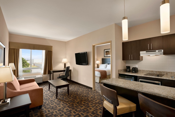 Imagen de la habitación del Hotel Days Inn and Suites By Wyndham Winnipeg Airport Manitoba. Foto 4