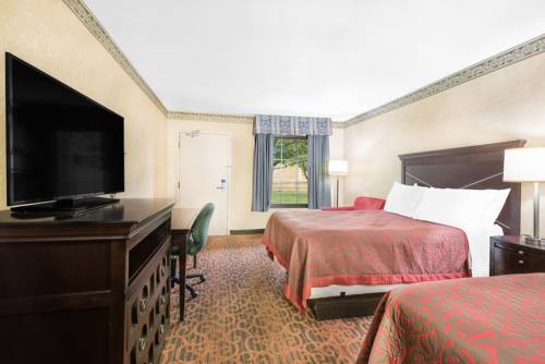 Imagen de la habitación del Hotel Days Inn and Suites By Wyndham York. Foto 3