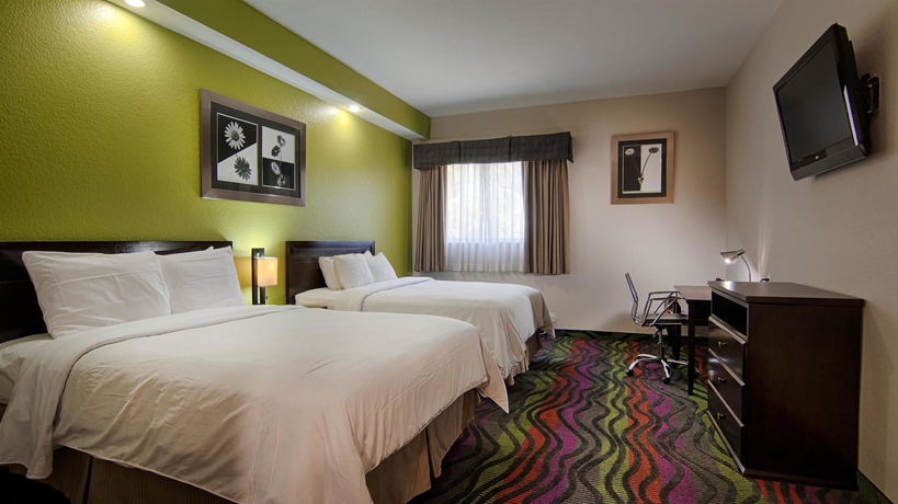 Imagen de la habitación del Hotel Days Inn and Suites by Wyndham Bonita Springs North Naples. Foto 8