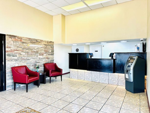 Imagen de los interiores del Hotel Days Inn and Suites by Wyndham Bossier City/Casino Area. Foto 18