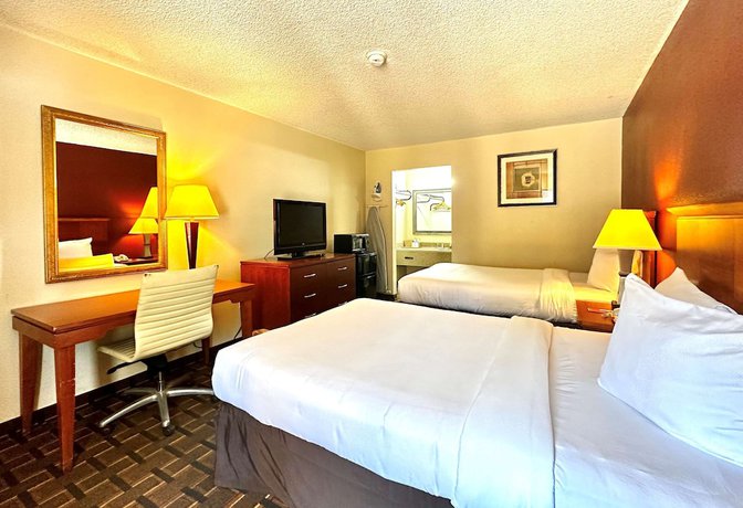Imagen de la habitación del Hotel Days Inn and Suites by Wyndham Bossier City/Casino Area. Foto 13