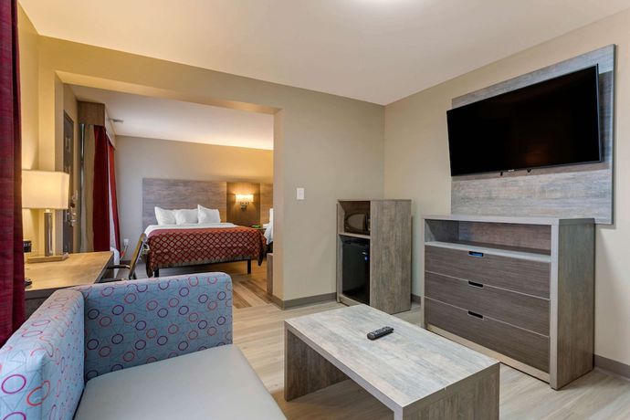 Imagen de la habitación del Hotel Days Inn and Suites by Wyndham Bowling Green. Foto 7