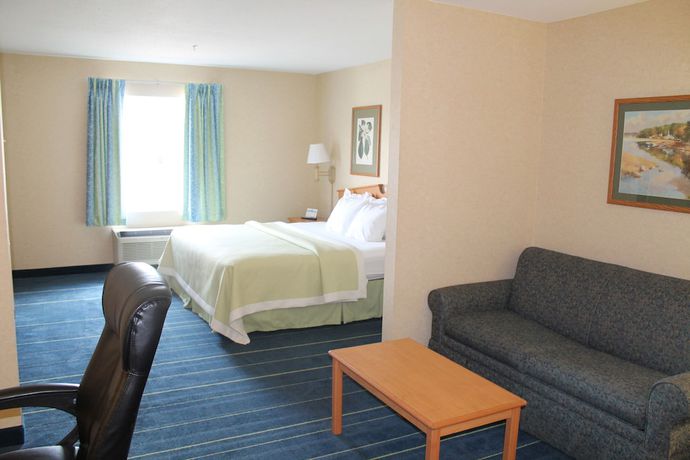 Imagen de la habitación del Hotel Days Inn and Suites by Wyndham Bridgeport - Clarksburg. Foto 5