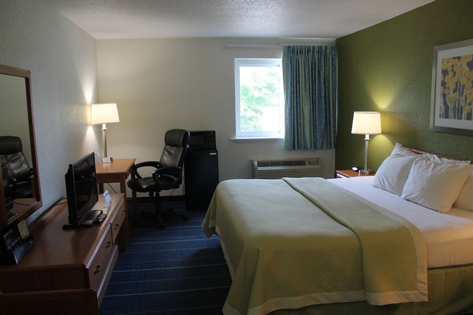 Imagen de la habitación del Hotel Days Inn and Suites by Wyndham Bridgeport - Clarksburg. Foto 7