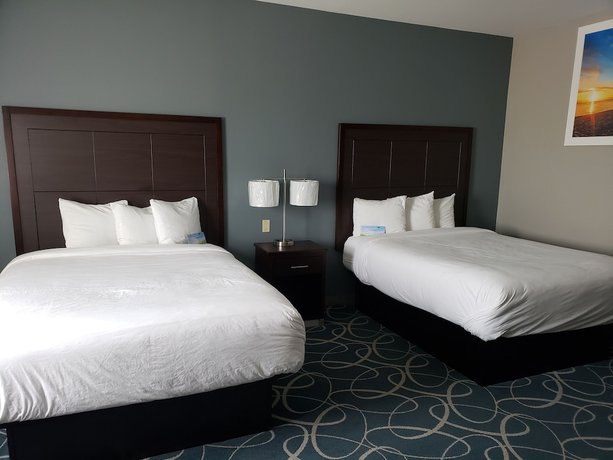Imagen de la habitación del Hotel Days Inn and Suites by Wyndham Cleburne TX. Foto 6