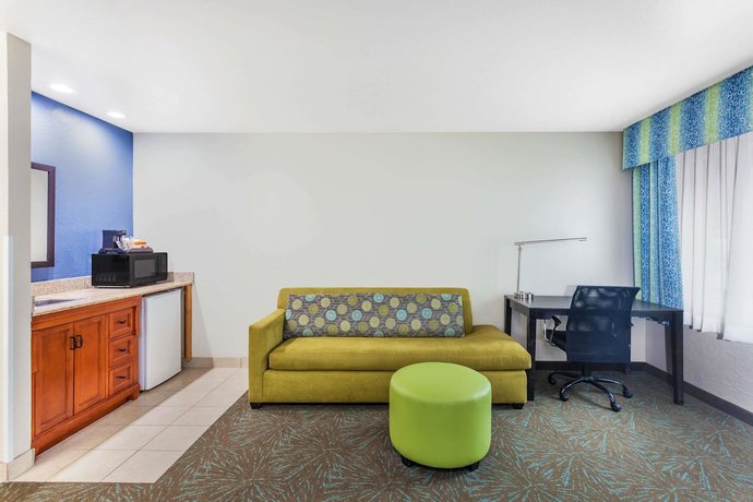 Imagen de la habitación del Hotel Days Inn and Suites by Wyndham East Flagstaff. Foto 16
