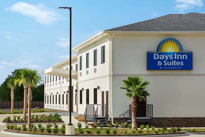Imagen general del Hotel Days Inn and Suites by Wyndham Greater Tomball. Foto 1