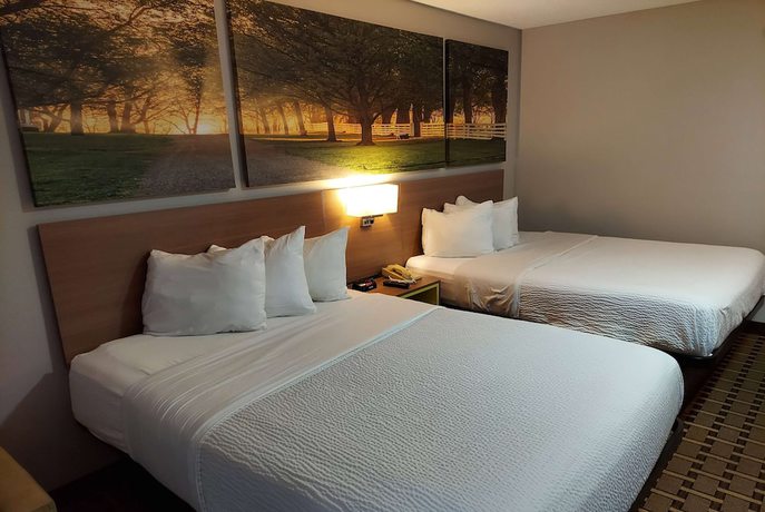 Imagen de la habitación del Hotel Days Inn and Suites by Wyndham Huntsville, Huntsville. Foto 5