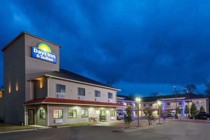Imagen general del Hotel Days Inn and Suites by Wyndham Madisonville. Foto 2
