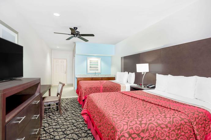 Imagen de la habitación del Hotel Days Inn and Suites by Wyndham Madisonville. Foto 14