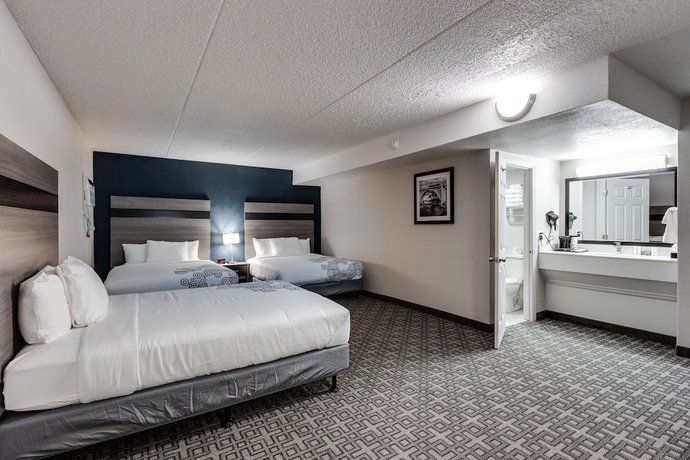 Imagen de la habitación del Hotel Days Inn and Suites by Wyndham Spokane. Foto 1