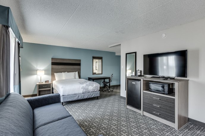 Imagen de la habitación del Hotel Days Inn and Suites by Wyndham Spokane. Foto 4