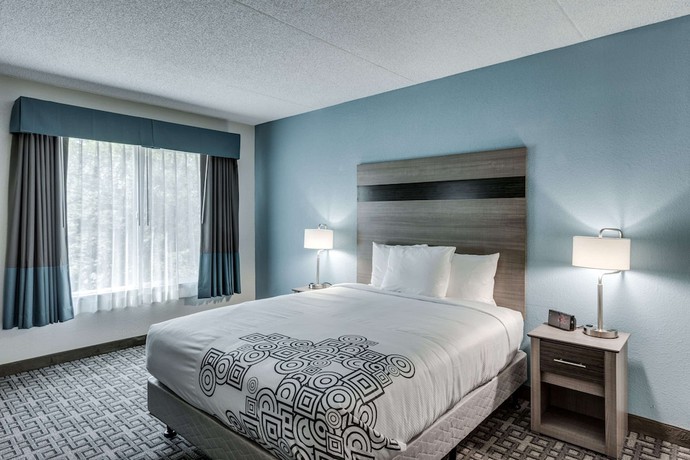 Imagen de la habitación del Hotel Days Inn and Suites by Wyndham Spokane. Foto 5