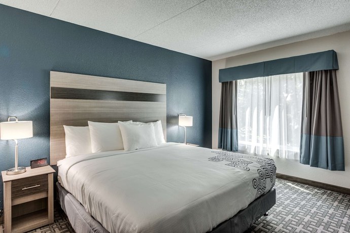 Imagen de la habitación del Hotel Days Inn and Suites by Wyndham Spokane. Foto 16