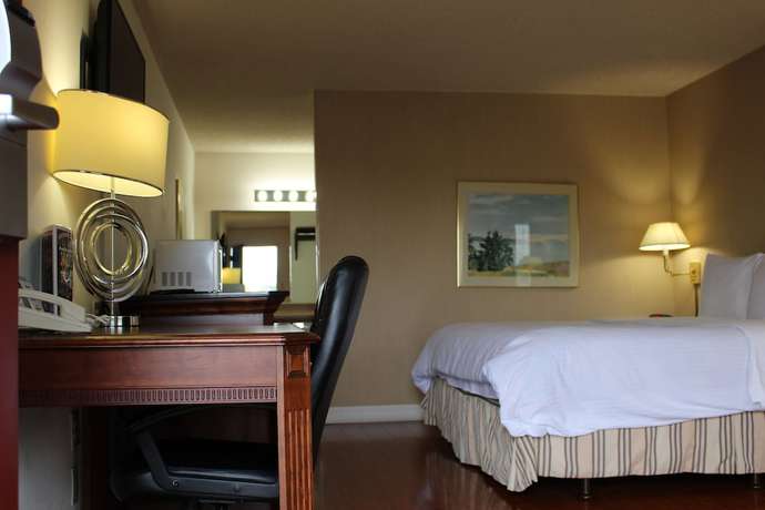 Imagen de la habitación del Hotel Days Inn and Suites by Wyndham Sunnyvale. Foto 5