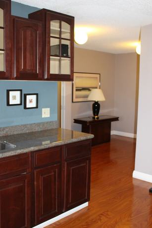 Imagen de la habitación del Hotel Days Inn and Suites by Wyndham Sunnyvale. Foto 17
