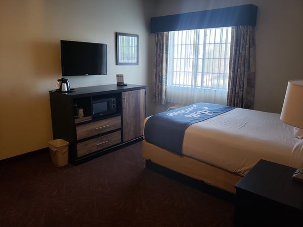 Imagen de la habitación del Hotel Days Inn and Suites by Wyndham Tucson/Marana. Foto 4