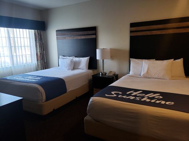 Imagen de la habitación del Hotel Days Inn and Suites by Wyndham Tucson/Marana. Foto 5