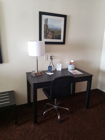 Imagen de la habitación del Hotel Days Inn and Suites by Wyndham Tucson/Marana. Foto 7