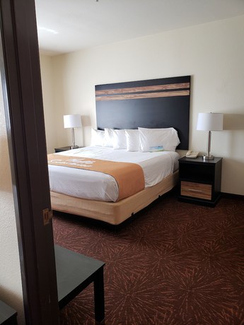 Imagen de la habitación del Hotel Days Inn and Suites by Wyndham Tucson/Marana. Foto 14