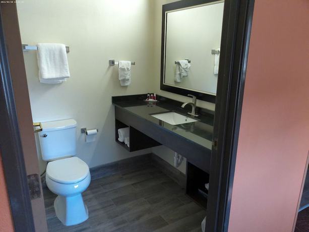 Imagen de la habitación del Hotel Days Inn and Suites by Wyndham Tucson/Marana. Foto 17