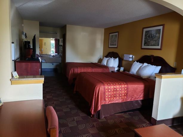 Imagen de la habitación del Hotel Days Inn and Suites by Wyndham Tuscaloosa - Univ. of Alabama. Foto 19