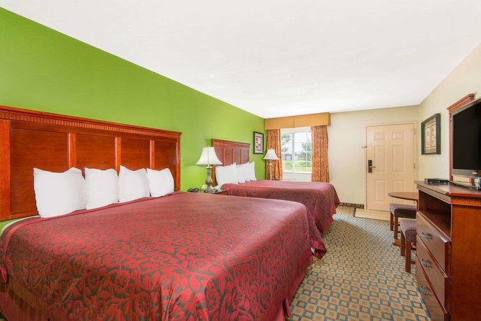 Imagen de la habitación del Hotel Days Inn and Suites by Wyndham Wichita. Foto 7
