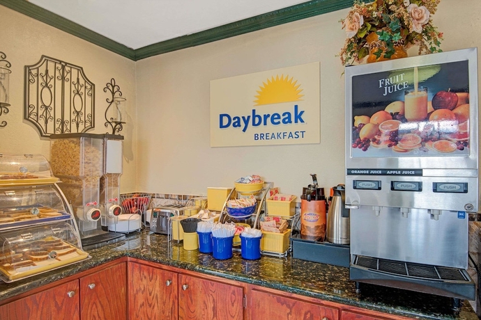 Imagen del bar/restaurante del Hotel Days Inn by Wyndham Albuquerque Downtown. Foto 4